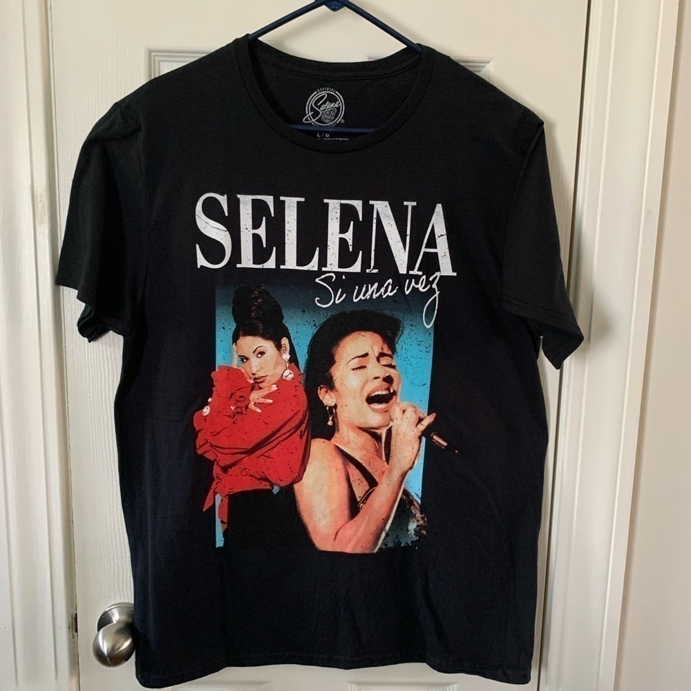 Selena Unisex Black T-shirt Size L #568